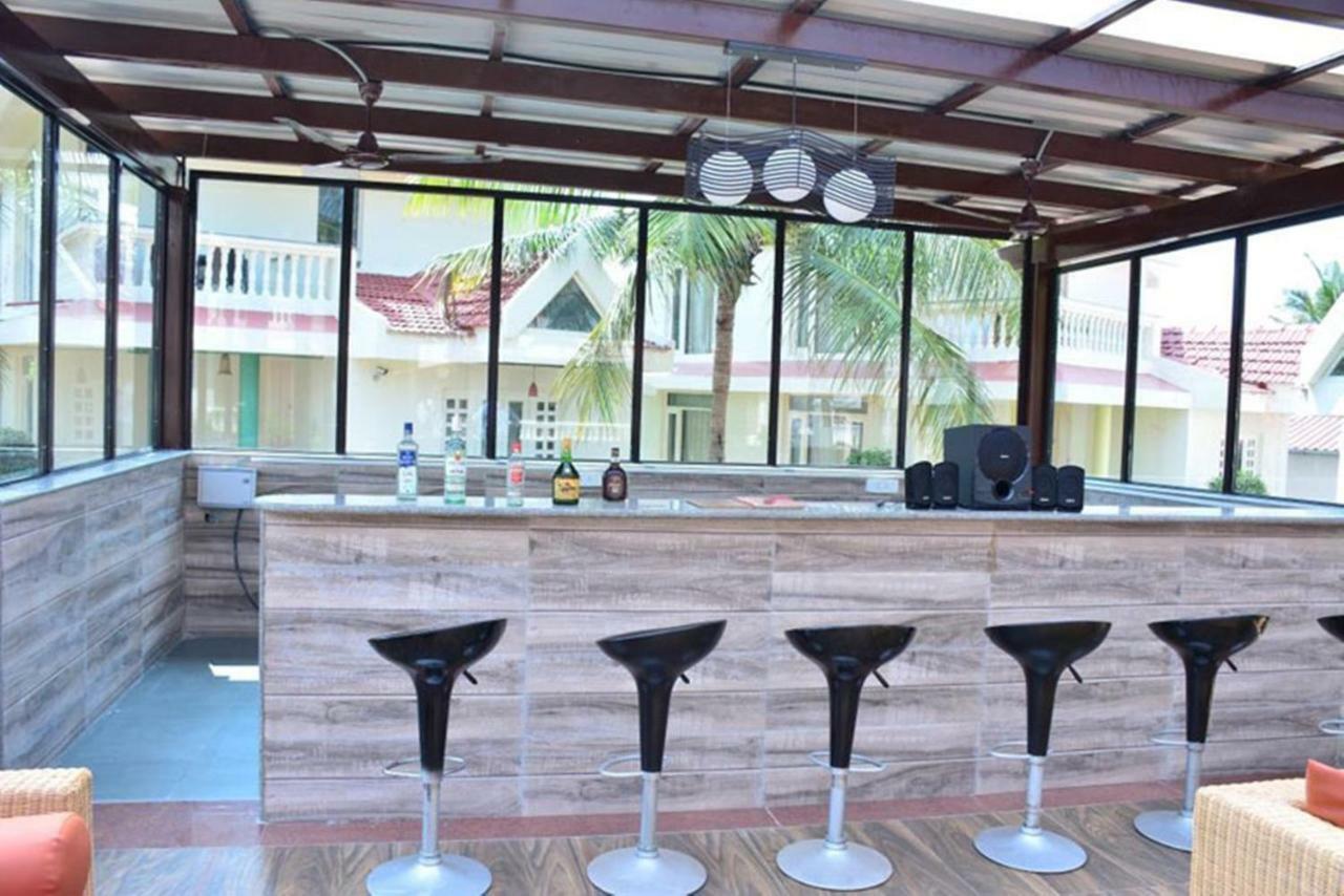 Regenta Resort, Varca Beach Экстерьер фото